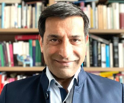 Interview mit Prof. Rahman Jamal zu KI: Die Weltfremde überwinden Interview mit Prof. Rahman Jamal zu KI: Die Weltfremde überwinden