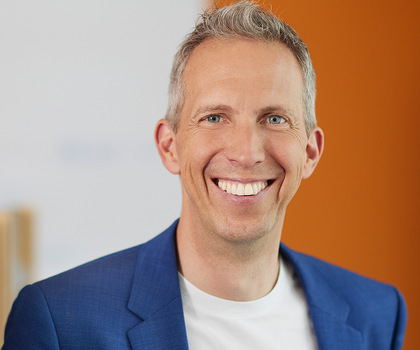 Rainer Brehm ist CEO Factory Automation bei Siemens Digital Industries und ab 1.10. COO und CTO von Siemens Digital Industries. Rainer Brehm ist CEO Factory Automation bei Siemens Digital Industries und ab 1.10. COO und CTO von Siemens Digital Industries.