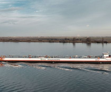 Emissionsarmer Antrieb: Nachhaltig über den Rhein Emissionsarmer Antrieb: Nachhaltig über den Rhein