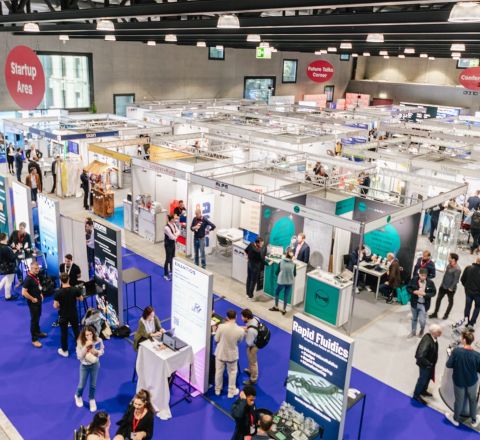 Ilmac-Impressionen Aussteller und Besucher der Messe Ilmac Lausanne (Impressionen 2024). Blick in eine Messehalle