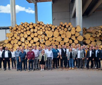 40 Teilnehmer beim Partnertreffen von proHolzBW in Meßkirch