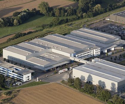 High-bay warehouse: MS Motorservice International relies on Kardex Mlog