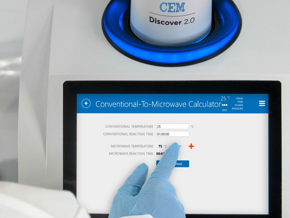 Display des Mikrowellen-Synthesegeräts Discover 2.0