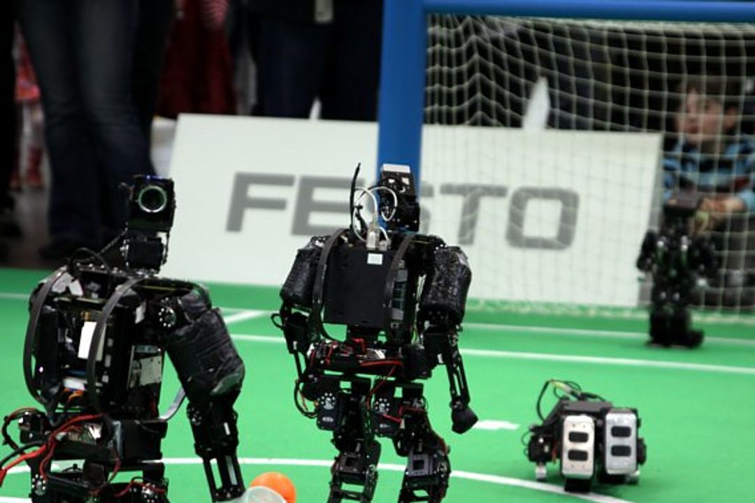 Robocup 2011- WM-Qualifikation in Magdeburg Robocup 2011- WM-Qualifikation in Magdeburg