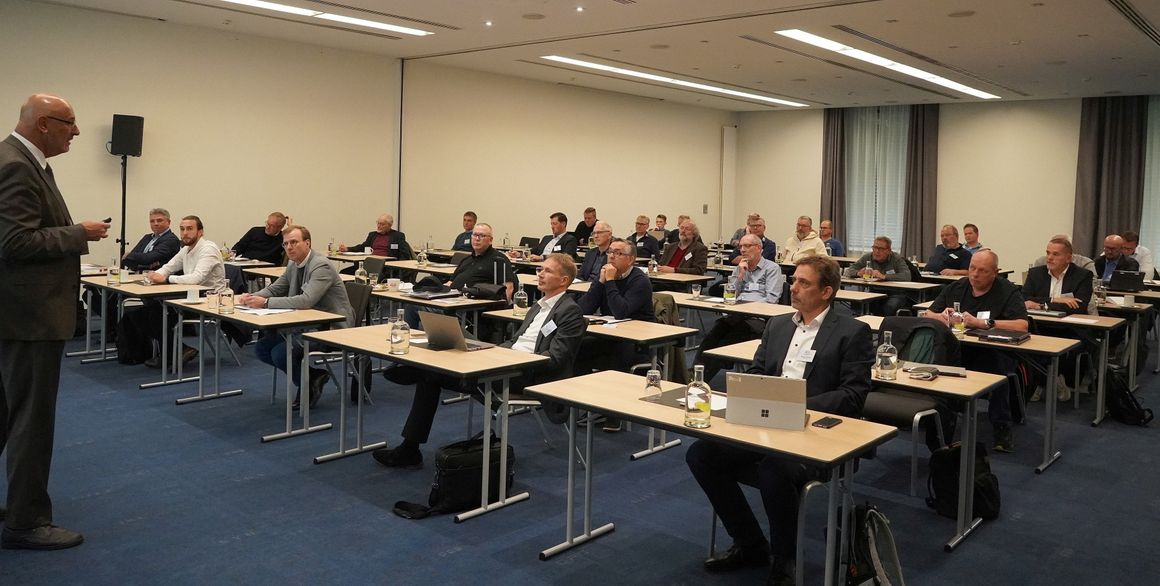 Blick auf die Teilnehmer der VFF-Fachtagung VOB und Recht am 24. Oktober 2023.