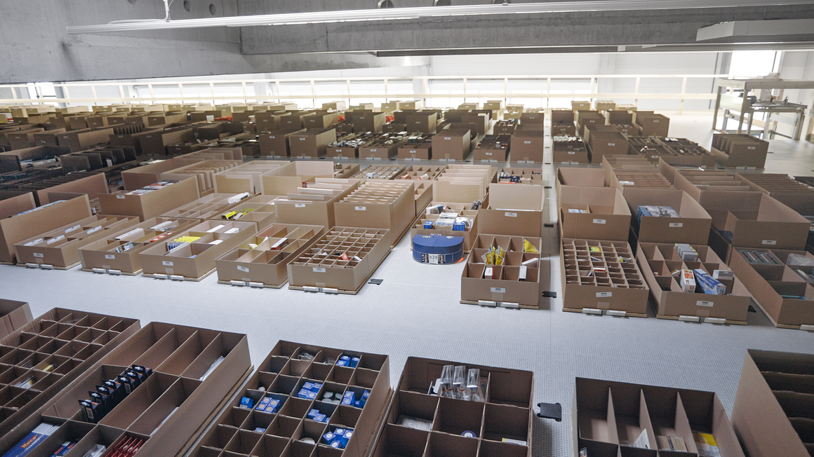 Storojet auf der Logimat 2026: Automatisiertes Kleinteilelagersystem im Live-Betrieb Storojet auf der Logimat 2026: Automatisiertes Kleinteilelagersystem im Live-Betrieb