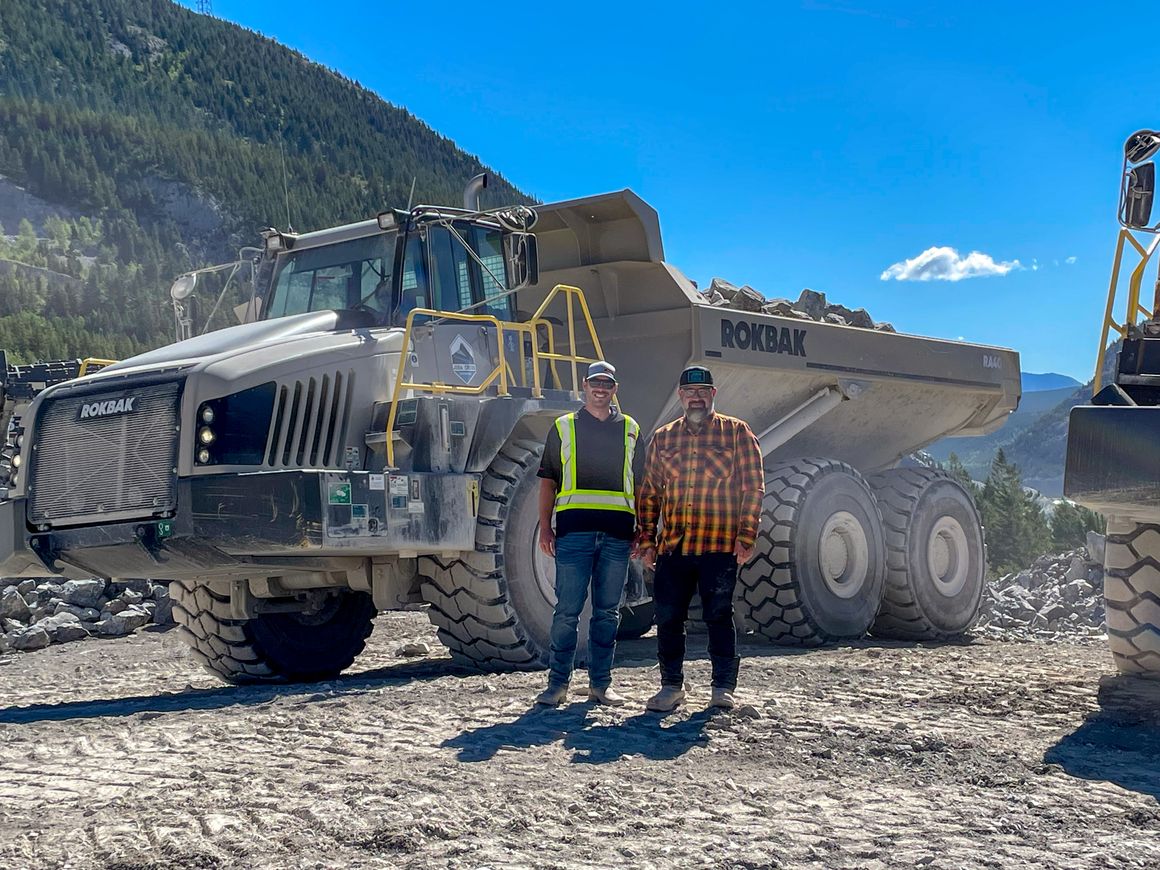 Travis Deglow (Jura-Creek-Enterprises-Principal) und Scott Letkeman (Headwater-Equipment-Regional-Sales-Manager)