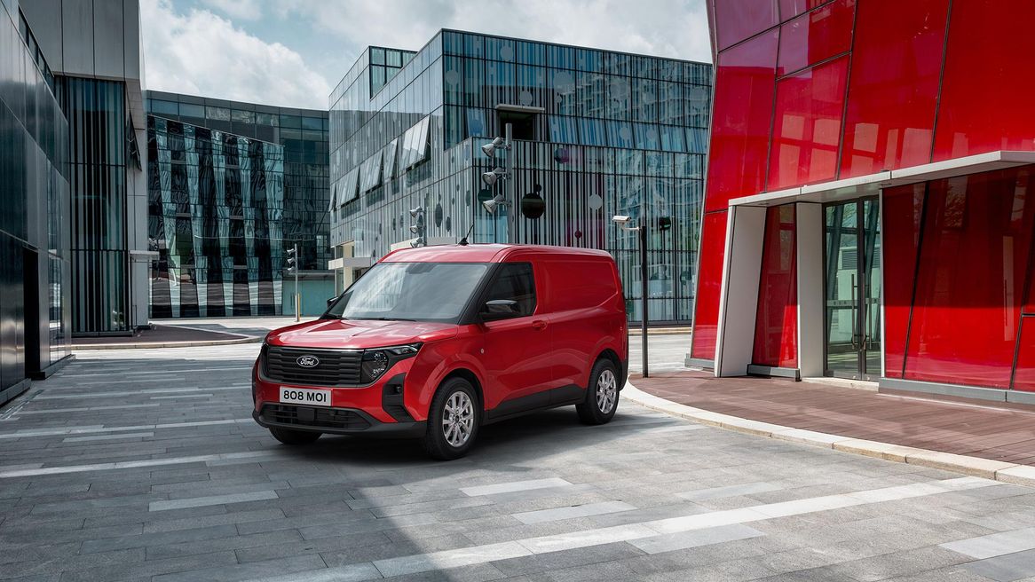 Das Ladevolumen des neuen Ford Transit Courier wächst um 25 Prozent auf 2,9 Kubikmeter. Das Ladevolumen des neuen Ford Transit Courier wächst um 25 Prozent auf 2,9 Kubikmeter.