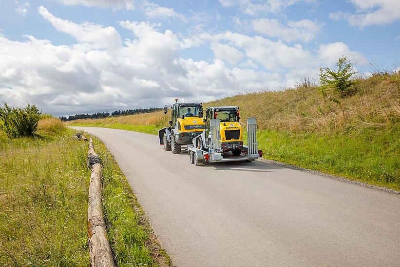 Mit der Standardkabine erreicht der Radlader eine kompakte Fahrzeughöhe von 2,49 Metern
