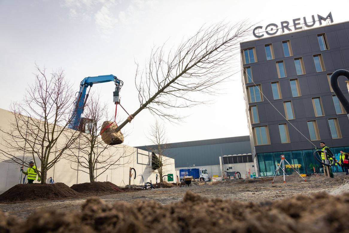 Der letzte große Neubau auf dem Coreum Gelände ist das Coreum Hotel. Gäste werden hier in entspannter top moderner Atmosphäre empfangen.