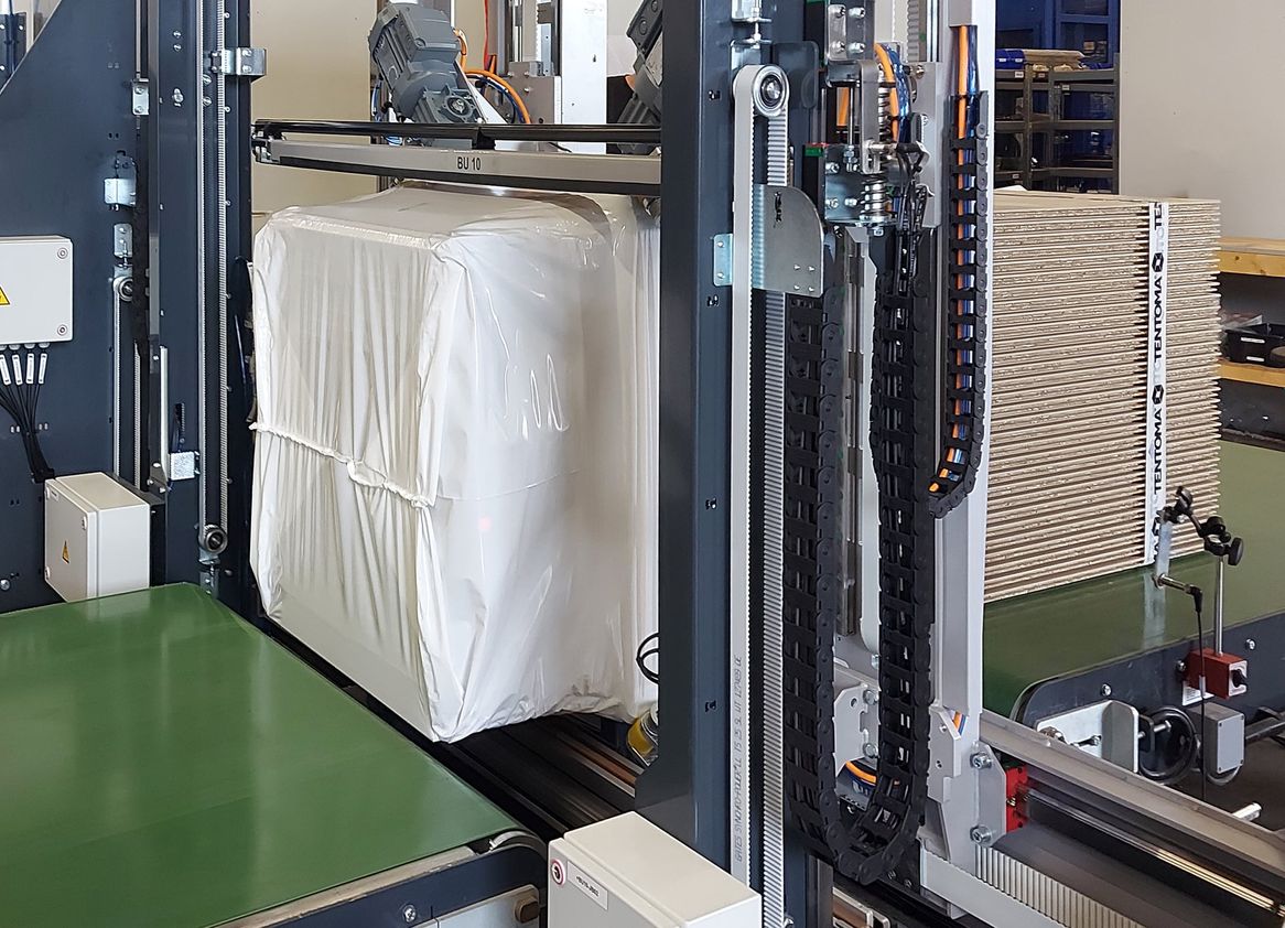 RoRo StretchPack Verpackungsmaschine RoRo StretchPack Verpackungsmaschine