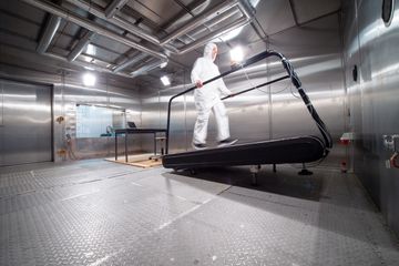 DuPont und Empa arbeiten gemeinsam an der Verbesserung des Tragekomforts von Schutzkleidung DuPont und Empa arbeiten gemeinsam an der Verbesserung des Tragekomforts von Schutzkleidung