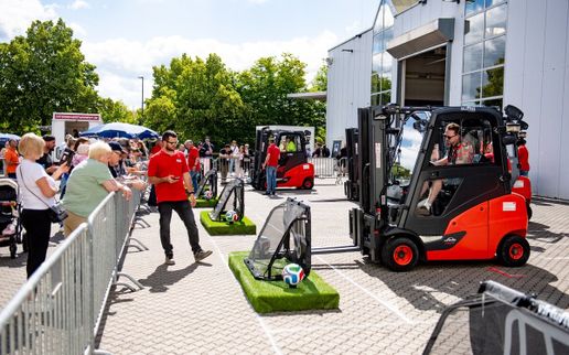Präzision entscheidet: StaplerCup kürt die besten Staplerfahrer der Region Präzision entscheidet: StaplerCup kürt die besten Staplerfahrer der Region
