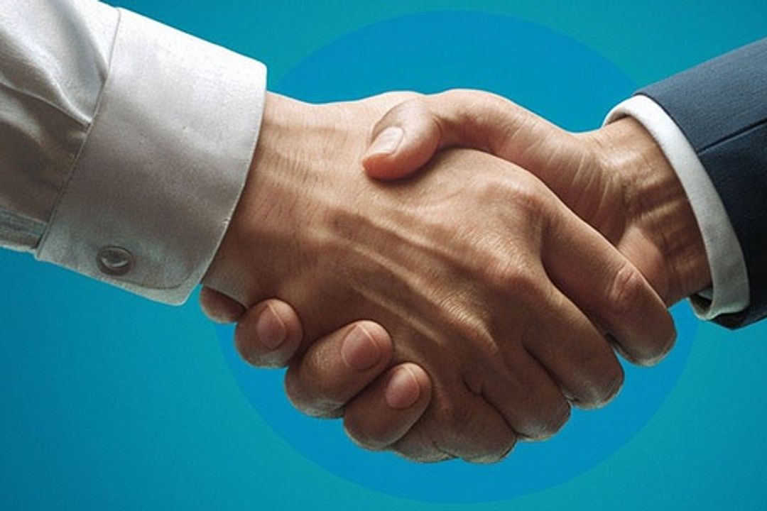 Claroty and AWS: Strategic collaboration to protect cyber-physical systems Claroty and AWS: Strategic collaboration to protect cyber-physical systems