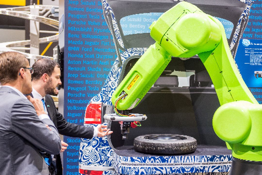 Robots, Munich Trade Fair, Automatica