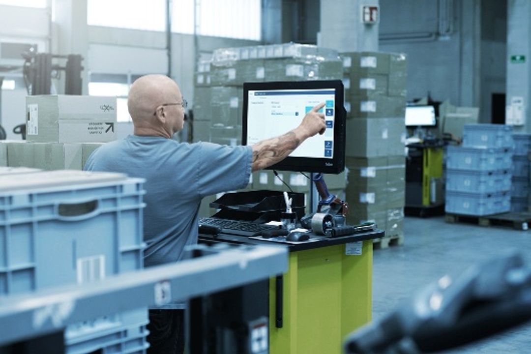 Viadat warehouse software