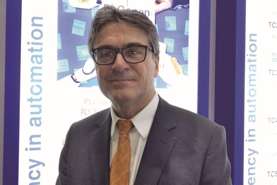 Eelco van der Wal, Managing Director of PLCopen: "The aim is to better adapt the CPU properties to the needs of controller manufacturers and users. Eelco van der Wal, Managing Director of PLCopen: "The aim is to better adapt the CPU properties to the needs of controller manufacturers and users.