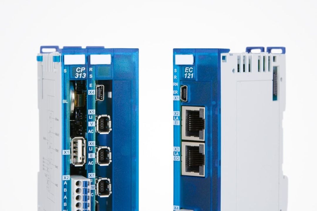 CPU module CP 313 and the EC 121 interface module from Sigmatek CPU module CP 313 and the EC 121 interface module from Sigmatek