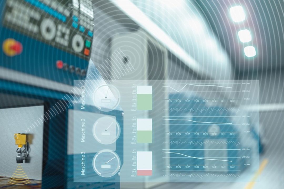 Communicate end-to-end up to sensor/actuator level, bidirectionally and with access to additional data - IO-Link thus also increases the potential of industrial cloud services. Continuous communication right down to sensor/actuator level, bidirectional and with access to additional data - IO-Link also increases the potential of industrial cloud services.