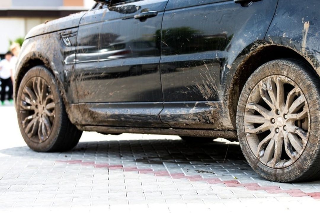 Vollautomatische Autowaschanlagen sind die Expertise des Unternehmens AWT aus der Schweiz. Bei der Steuerungstechnik setzt AWT auf die cloudbasierte Administrationsplattform von Codesys. Vollautomatische Autowaschanlagen sind die Expertise des Unternehmens AWT aus der Schweiz. Bei der Steuerungstechnik setzt AWT auf die cloudbasierte Administrationsplattform von Codesys.