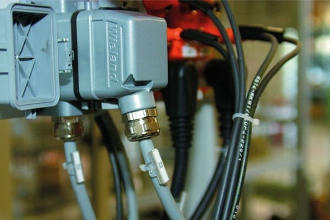 Cables and seals