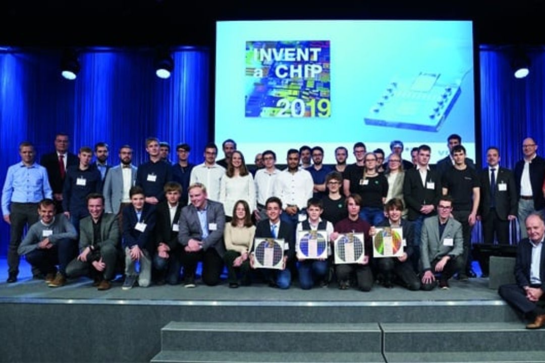 The winners and well-wishers of the 'Invent a Chip 2019' competition The winners and well-wishers of the 'Invent a Chip 2019' competition