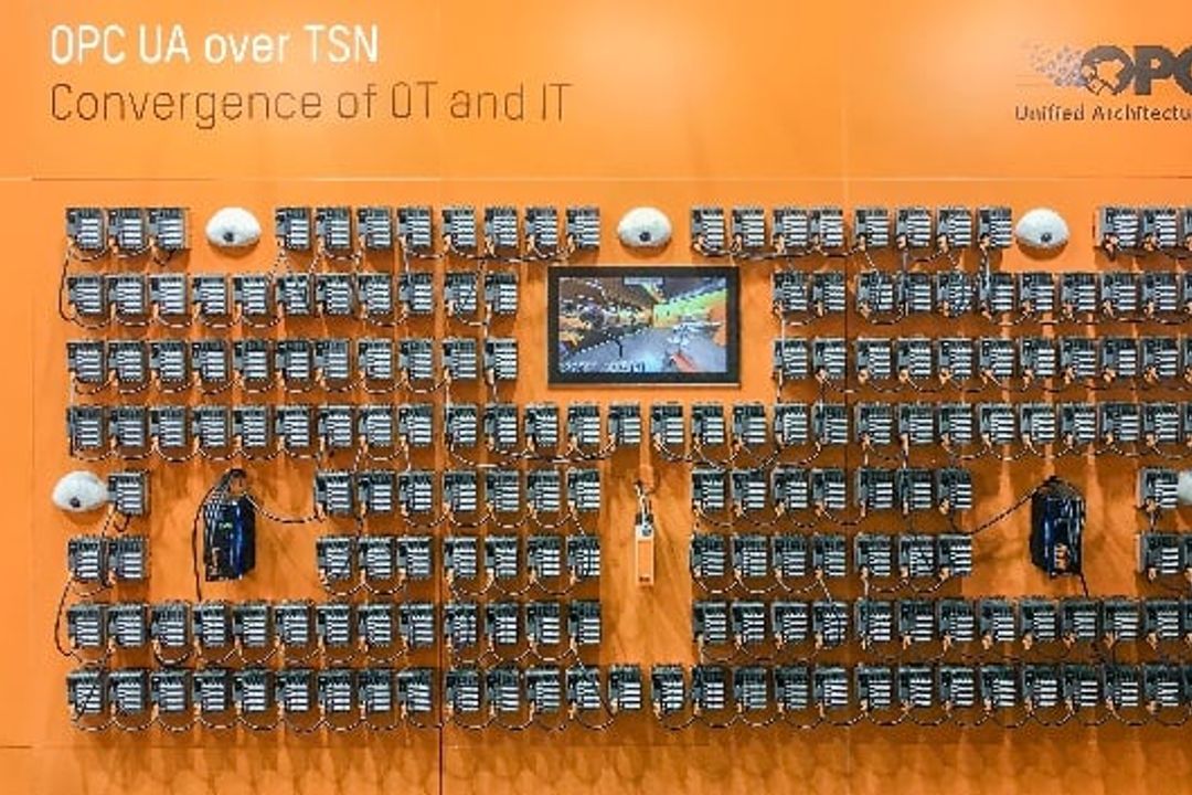 Standardization on OPC UA over TSN, BuR Standardization on OPC UA over TSN, BuR
