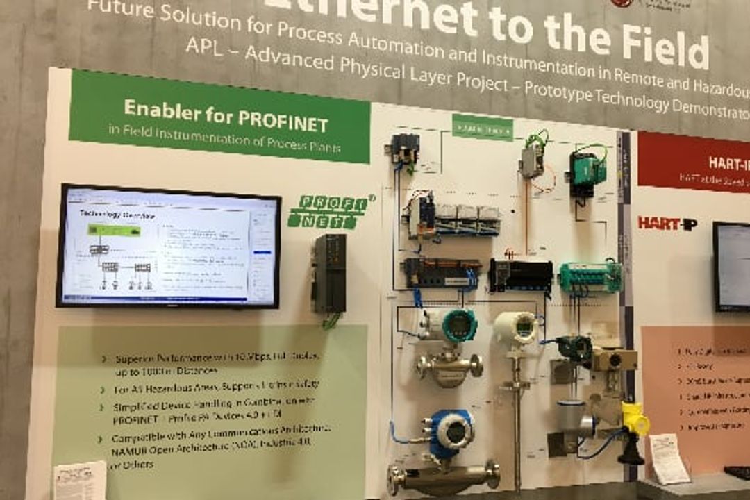 APL demo at the PI stand at Achema 2018 APL demo at the PI stand at Achema 2018