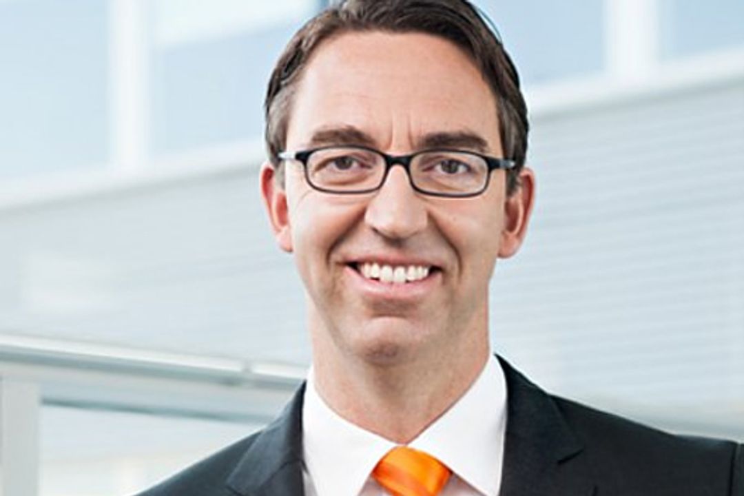 Dr. Till Reuter from Kuka Dr. Till Reuter from Kuka