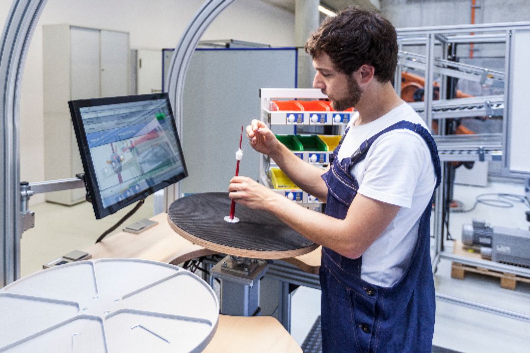 Demonstrator workstation