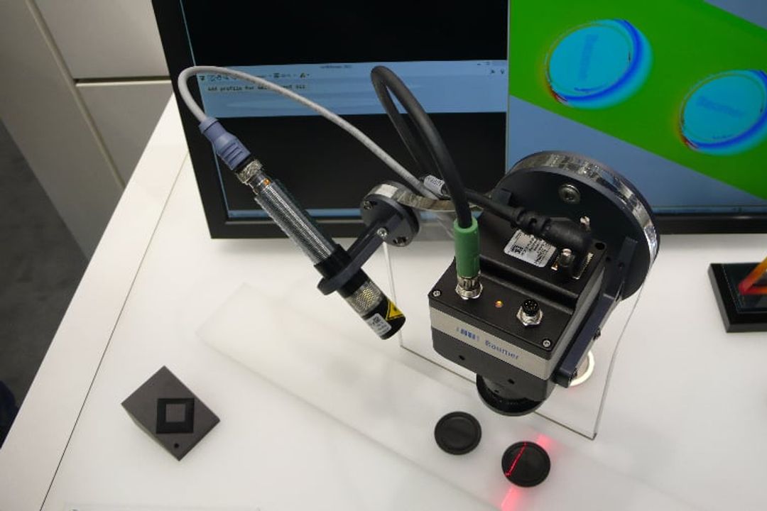 3D image processing at the Vision 2016 trade fair, here using the laser triangulation method.