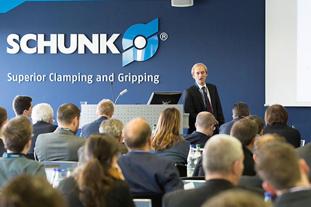Einer der 22 Referenten auf den Schunk Expert Days on Service Robotics Einer der 22 Referenten auf den Schunk Expert Days on Service Robotics