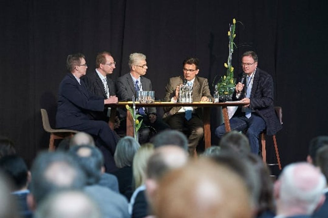 On the podium at the opening of the SmartFactoryOWL: Marianne Thomann-Stahl, President of the Detmold administrative district, Dr. Oliver Herrmann, President of the Ostwestfalen-Lippe University of Applied Sciences, Prof. Dr. Jürgen Beyerer, Head of Fraunhofer IOSB, Pro On the podium at the opening of the SmartFactoryOWL: Marianne Thomann-Stahl, President of the Detmold administrative district, Dr. Oliver Herrmann, President of the Ostwestfalen-Lippe University of Applied Sciences, Prof. Dr. Jürgen Beyerer, Head of Fraunhofer IOSB, Pro