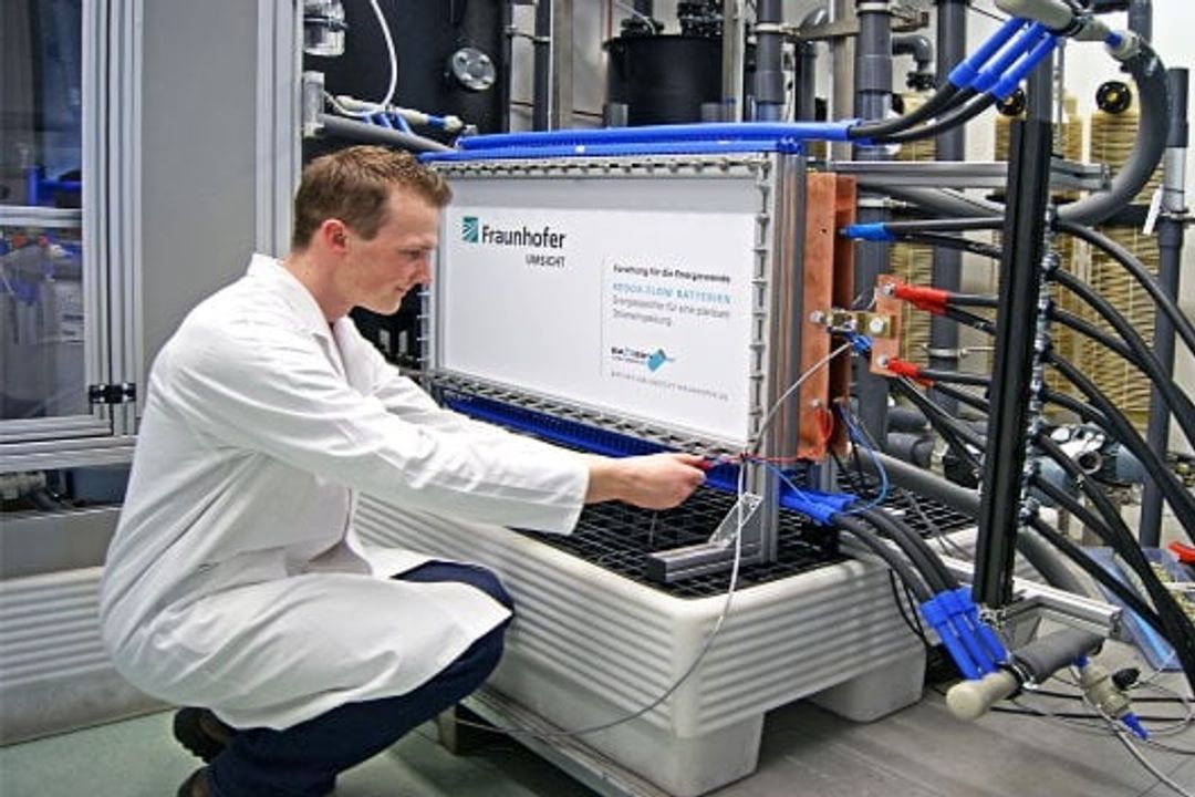 Normung: Normungs-Roadmap zu Industrie 4.0 aktualisiert Normung: Normungs-Roadmap zu Industrie 4.0 aktualisiert