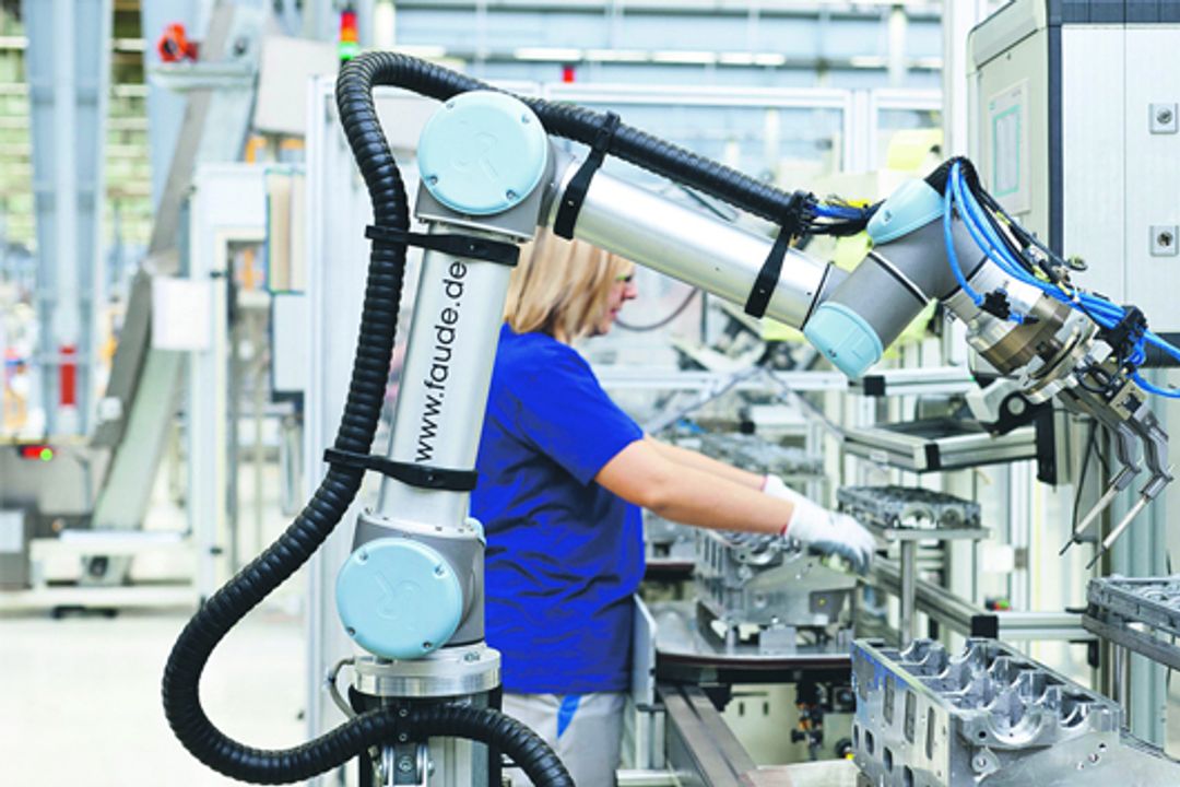 Intuitives Mensch-Roboter-Konzept Intuitives Mensch-Roboter-Konzept