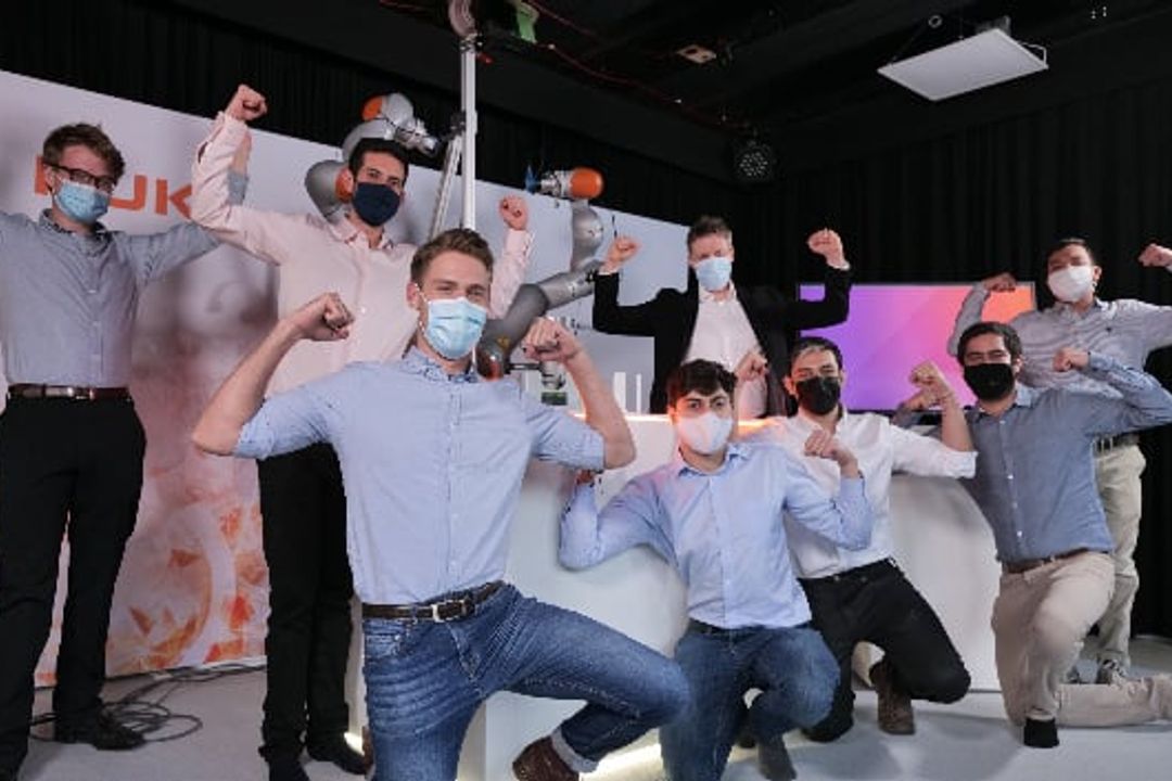 Team Chorrobot, winner of the Kuka Innovation Award Team Chorrobot, winner of the Kuka Innovation Award