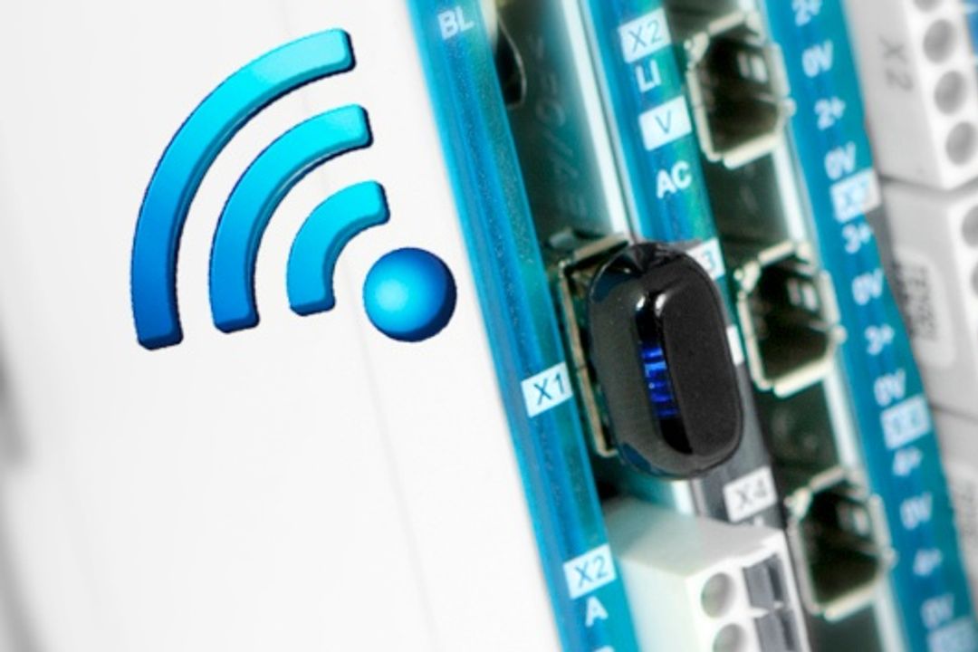 Wireless CPU communication Wireless CPU communication