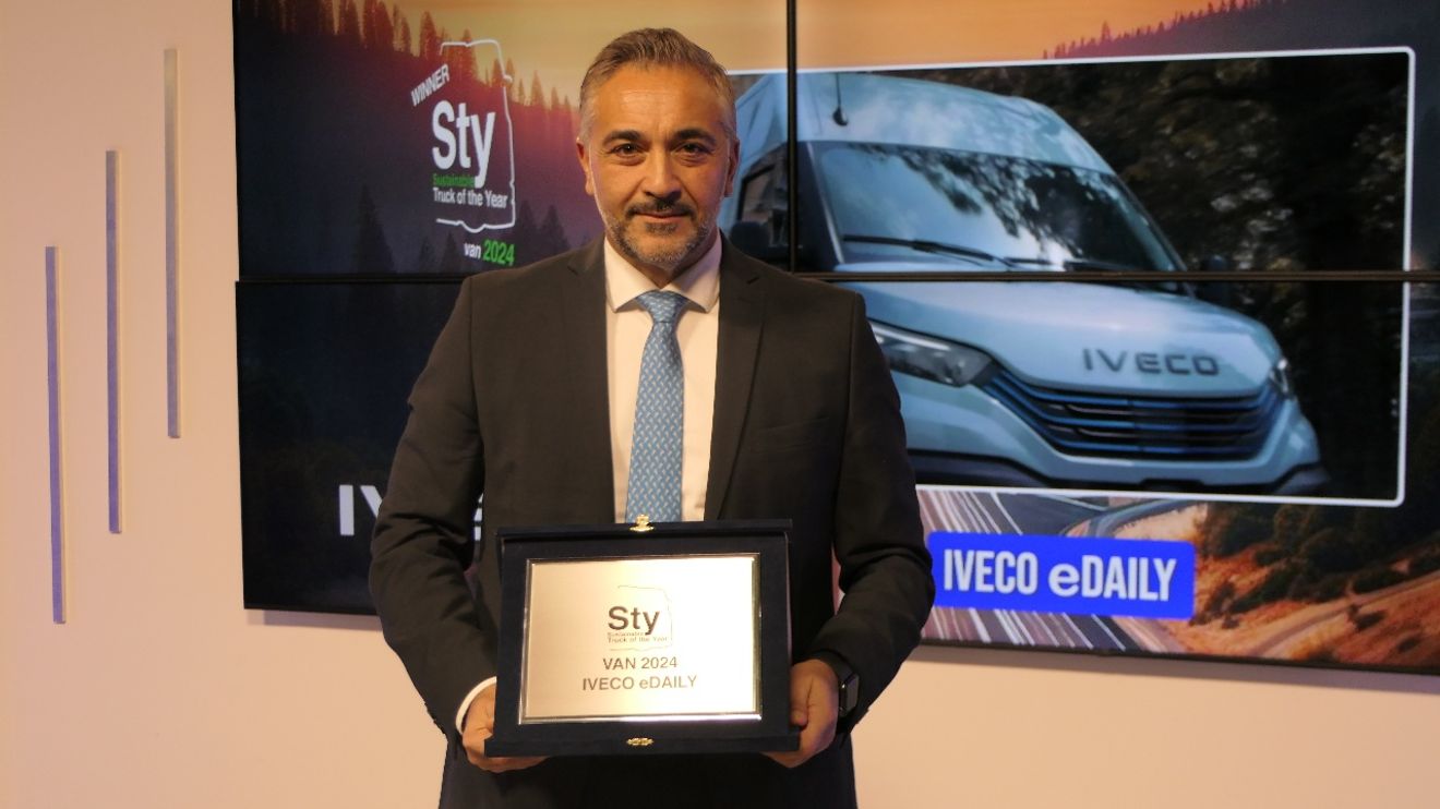 Massimiliano Perri, Iveco Magirus AG Massimiliano Perri, Iveco Magirus AG