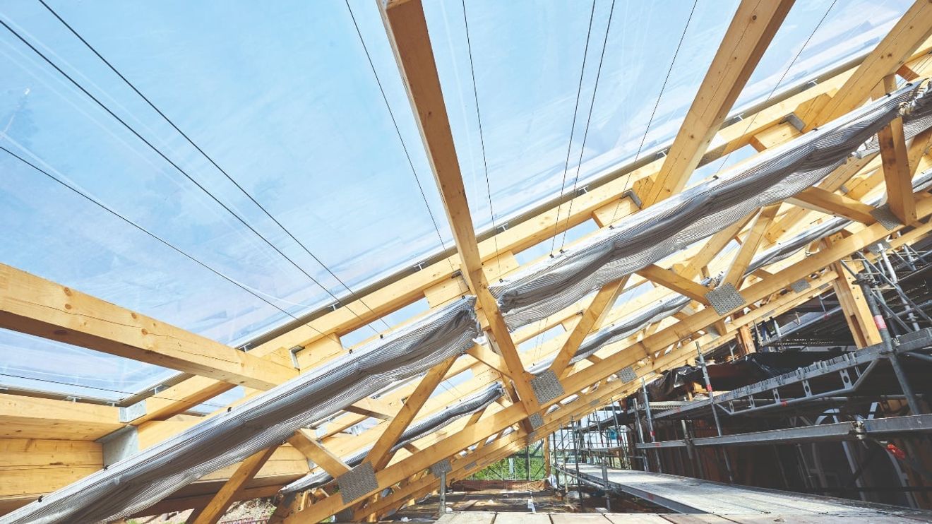 Dach des Studentenwohnheims ESA (Energiesparendes Studentenwohnheim Architektur)