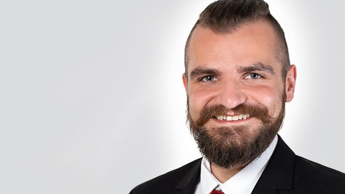 Stefan Oechsle is a research assistant at the Institute for Control Engineering (ISW) in Stuttgart.