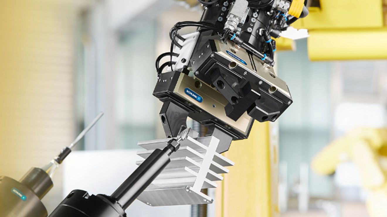 Schunk, Deburring application Schunk, Deburring application