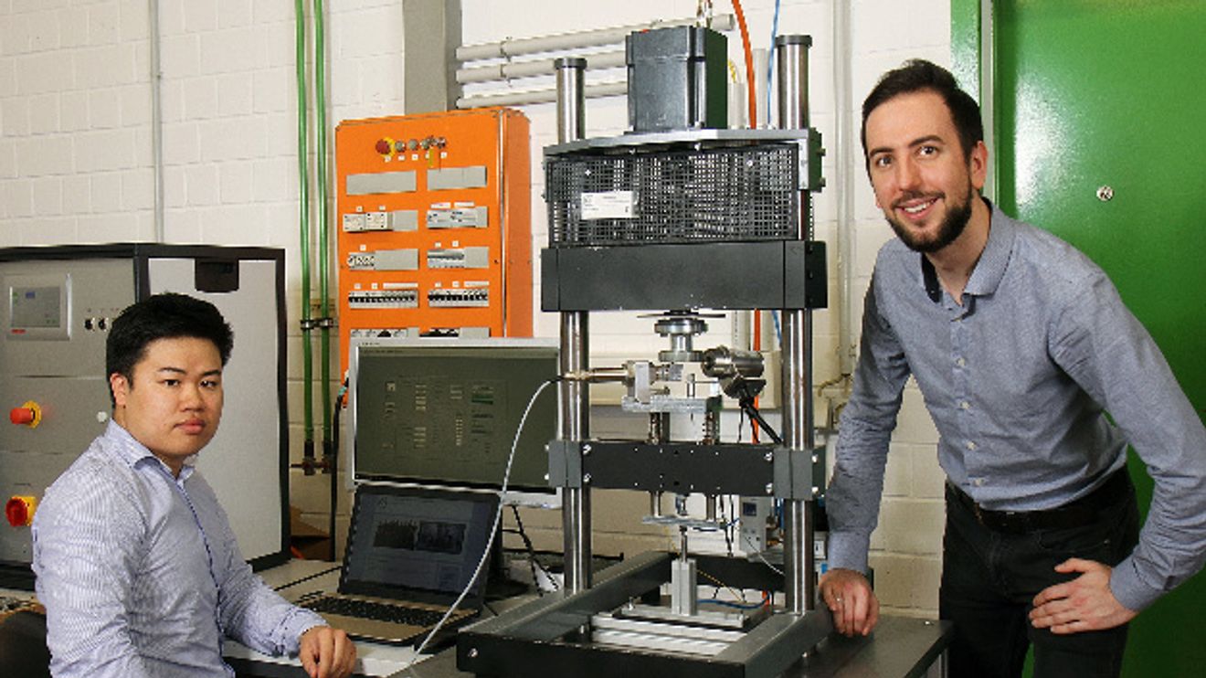 TU Kaiserslautern, testing machine