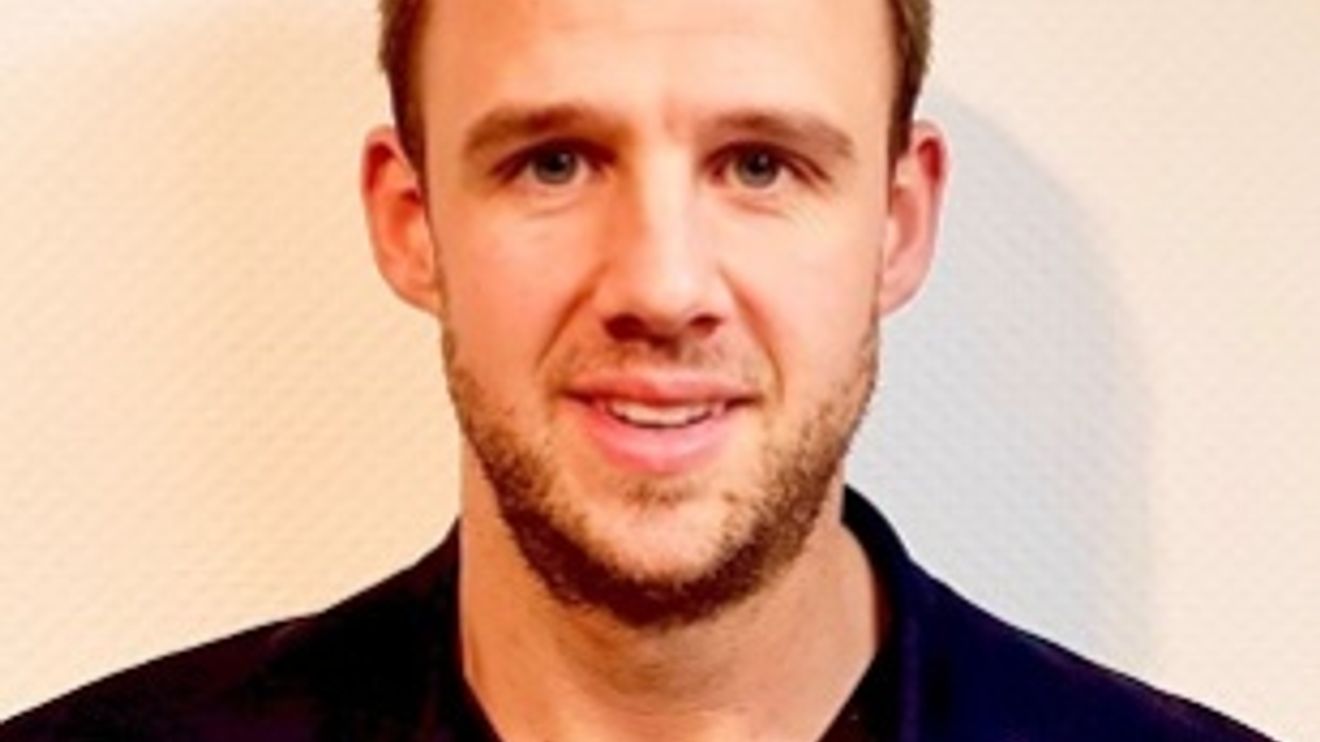 Henning Ochsenfeld ist Head of Data Science & ML Engineering bei Siemens Customer Services.