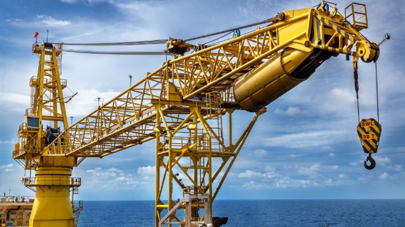 The returned combination sensor was used for simultaneous pressure and temperature measurement in a deck crane.