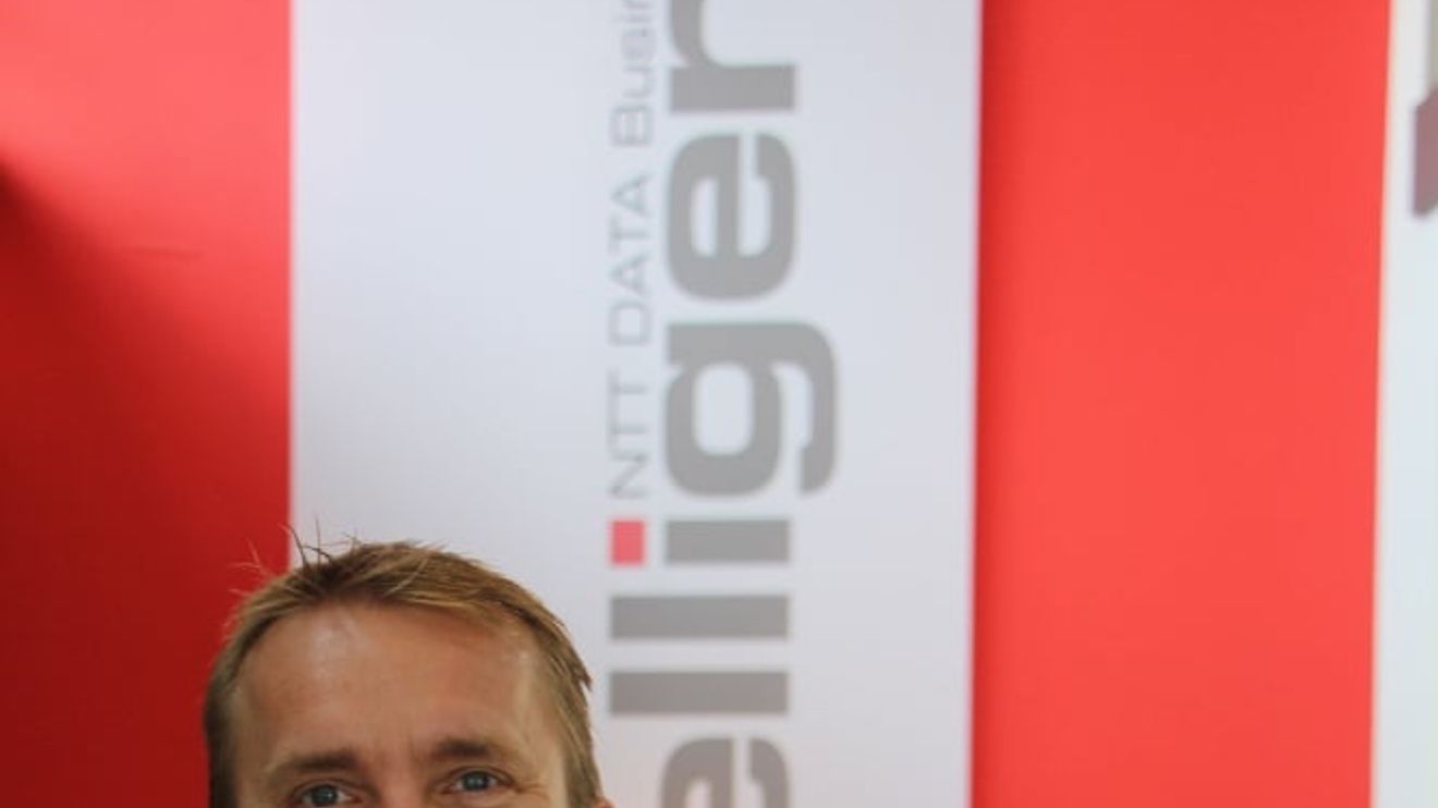 In his role as project manager at itelligence, Adrian Kostrz supports Xervon Instandhaltung in the implementation of its digitalization strategy. In his role as project manager at itelligence, Adrian Kostrz supports Xervon Instandhaltung in the implementation of its digitalization strategy.