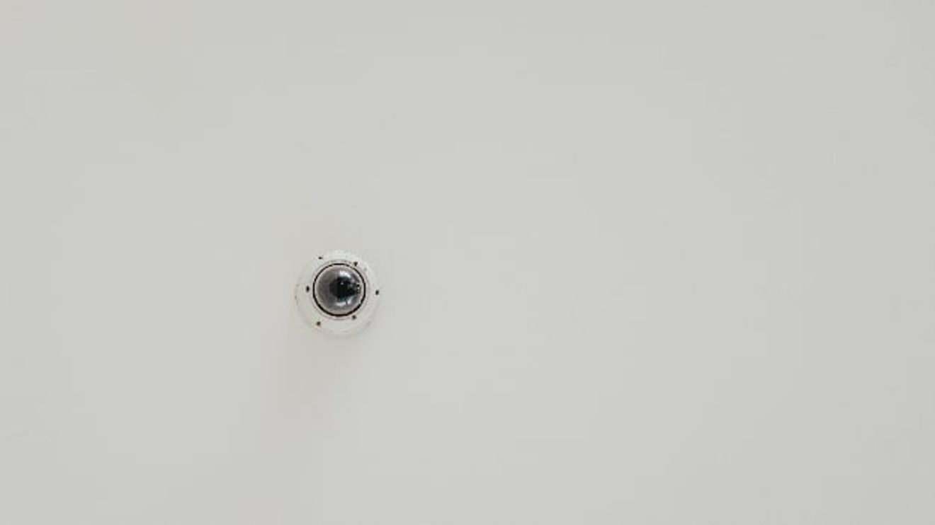 Embedded vision gives machines and devices eyes, together with AI algorithms, a new level of perception. Embedded vision gives machines and devices eyes, together with AI algorithms, a new level of perception.