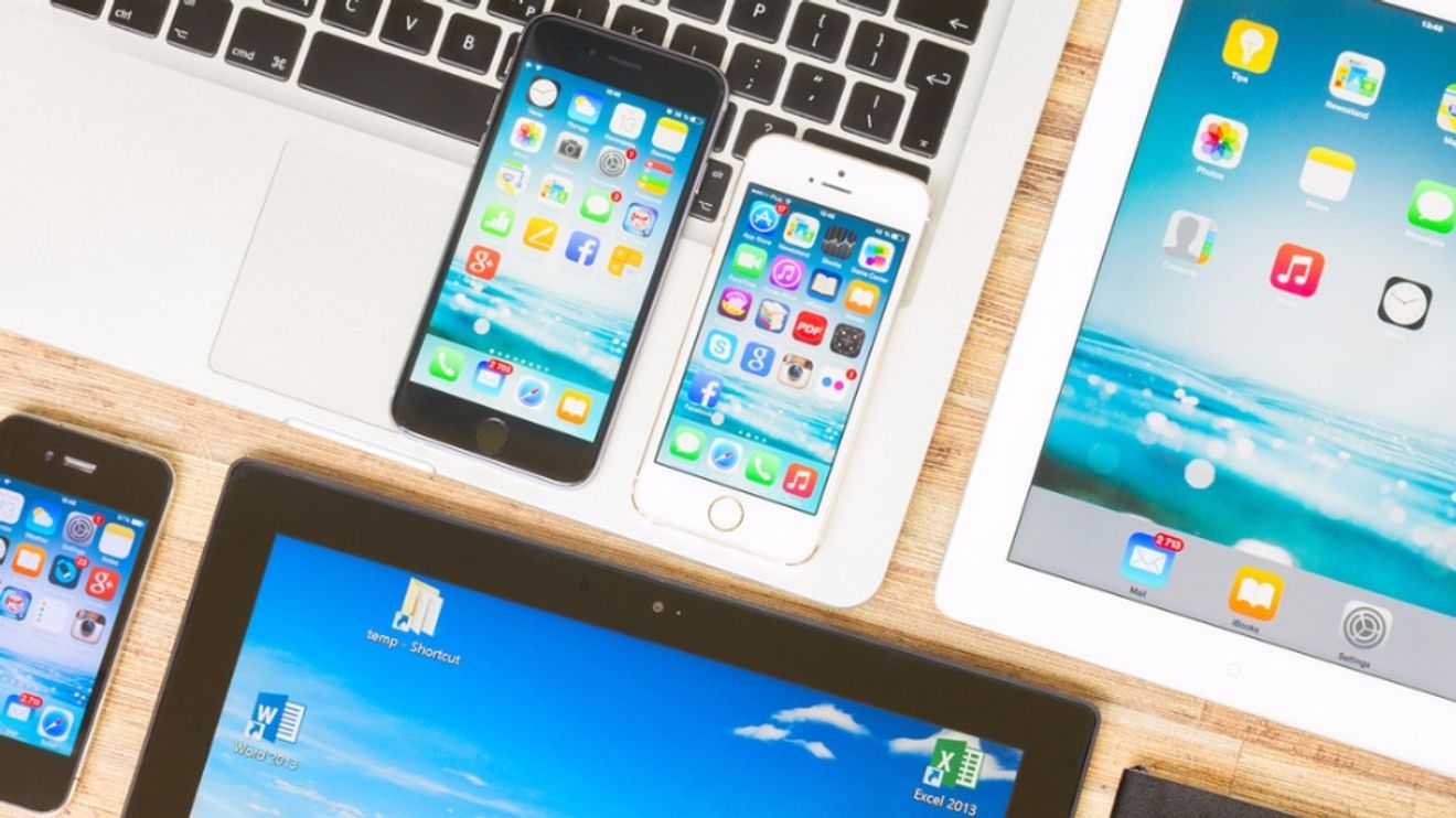 Apple iOS devices on MacBook keyboard Apple iOS devices on MacBook keyboard