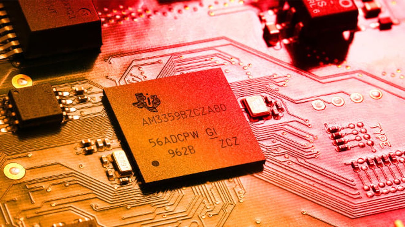 The Sitara AM3359 communication processor from Texas Instruments The Sitara AM3359 communication processor from Texas Instruments