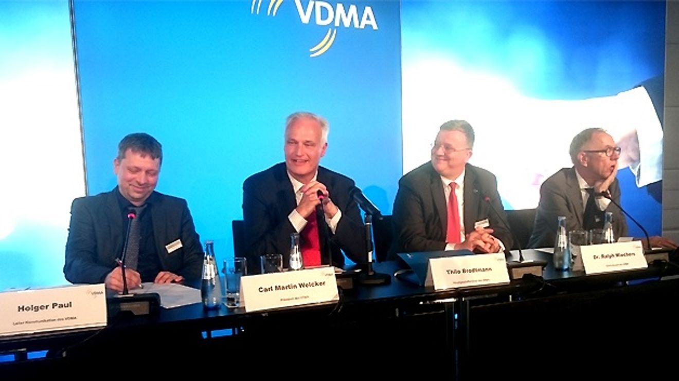 At the VDMA-PK At the VDMA-PK