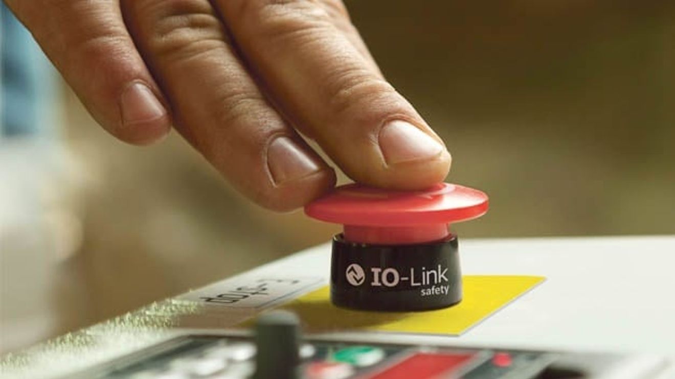 Safety via IO-Link